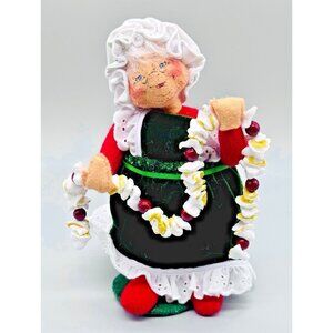 Annalee Mrs Claus Stringing Popcorn Cranberry Garland Christmas 6 inch 2006